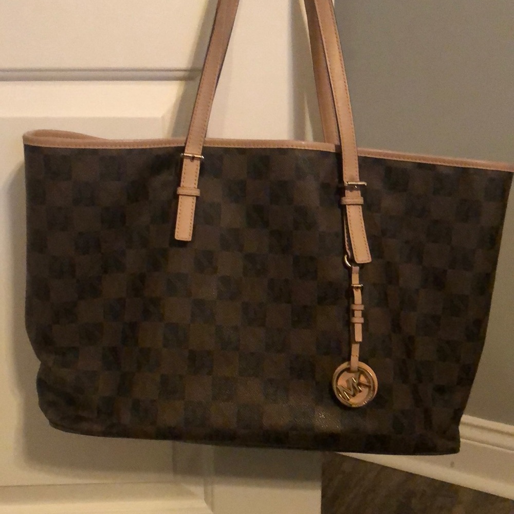 Michael kors tote